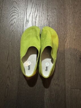 OTZ 300GMS slip on shoe